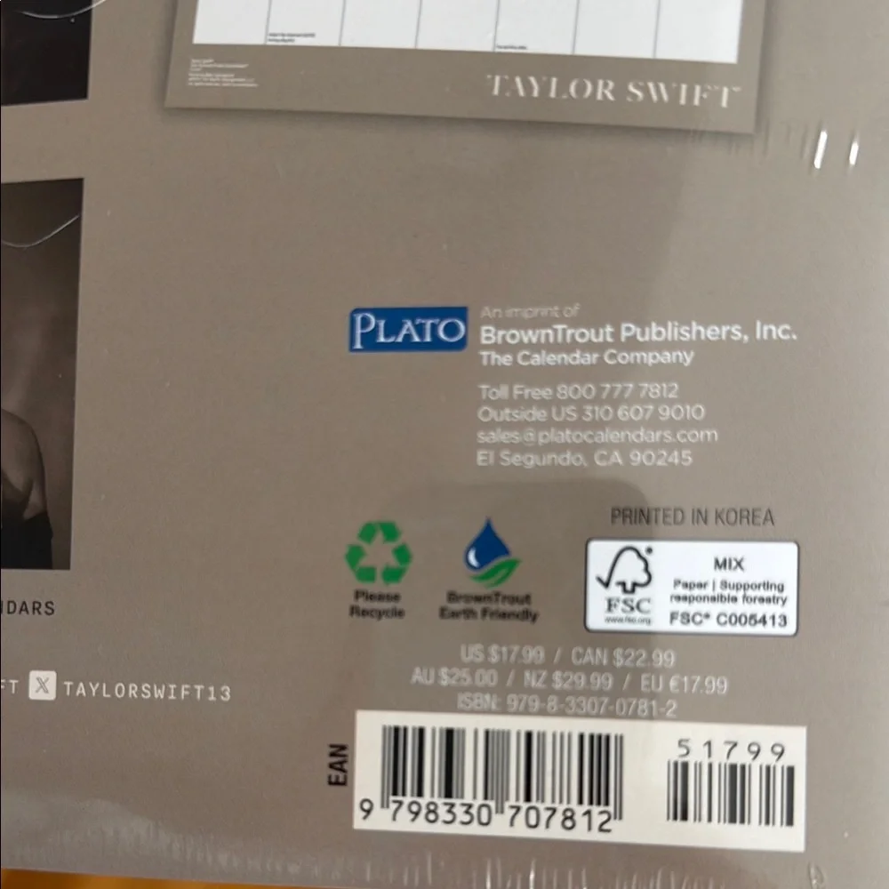 Taylor Swift 2026 Official 16-Month Calendar - Monochrome Cover NWT